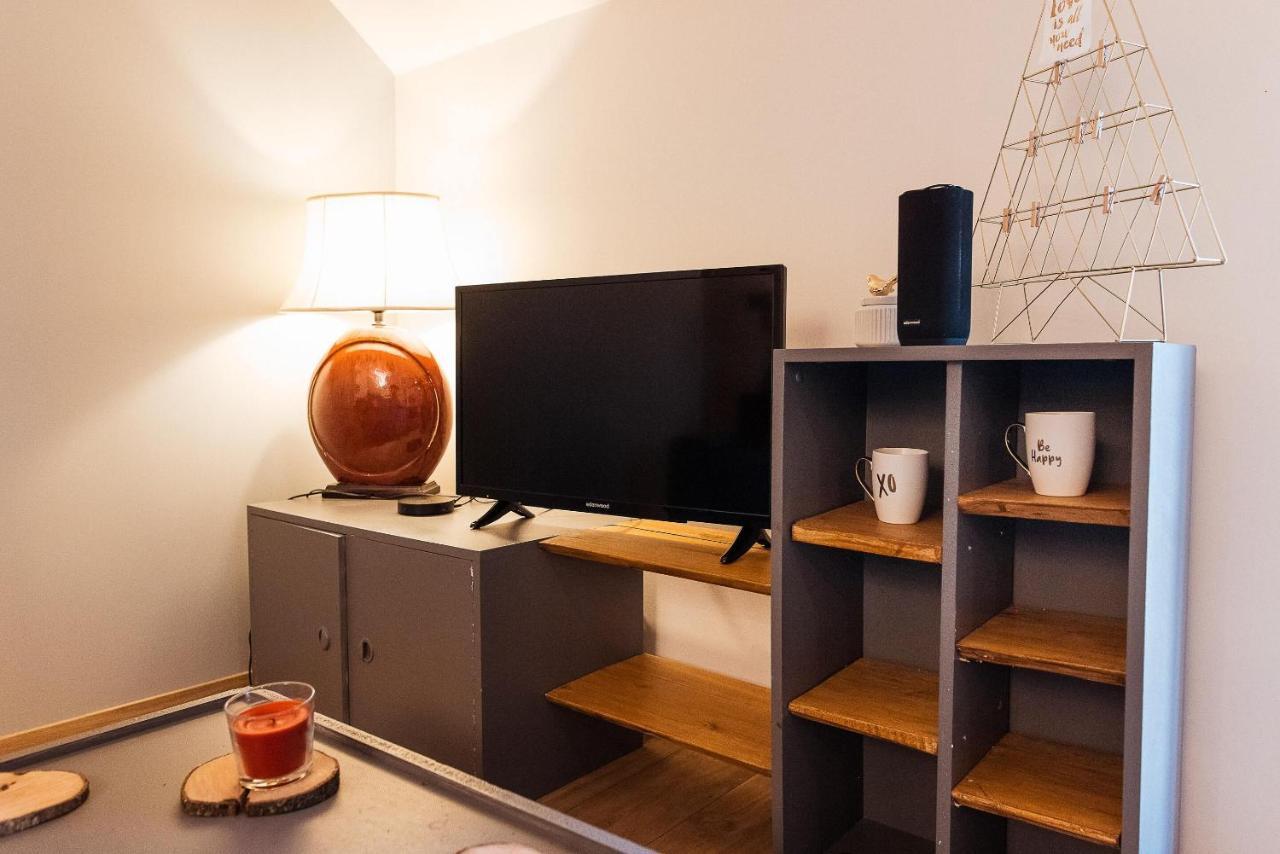 Studio Confortable, Parking Et Jardin Bucheres Екстер'єр фото
